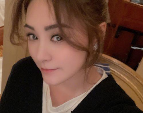 娱乐吃瓜女艺人事件,揭秘吃瓜女艺人事件真相